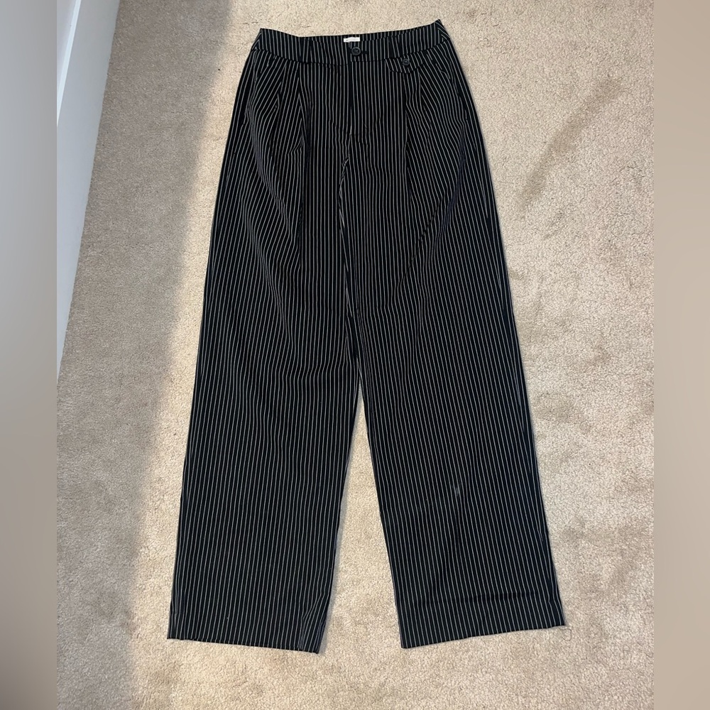 Black and White Pinstripe Wide Leg Pants Size 2